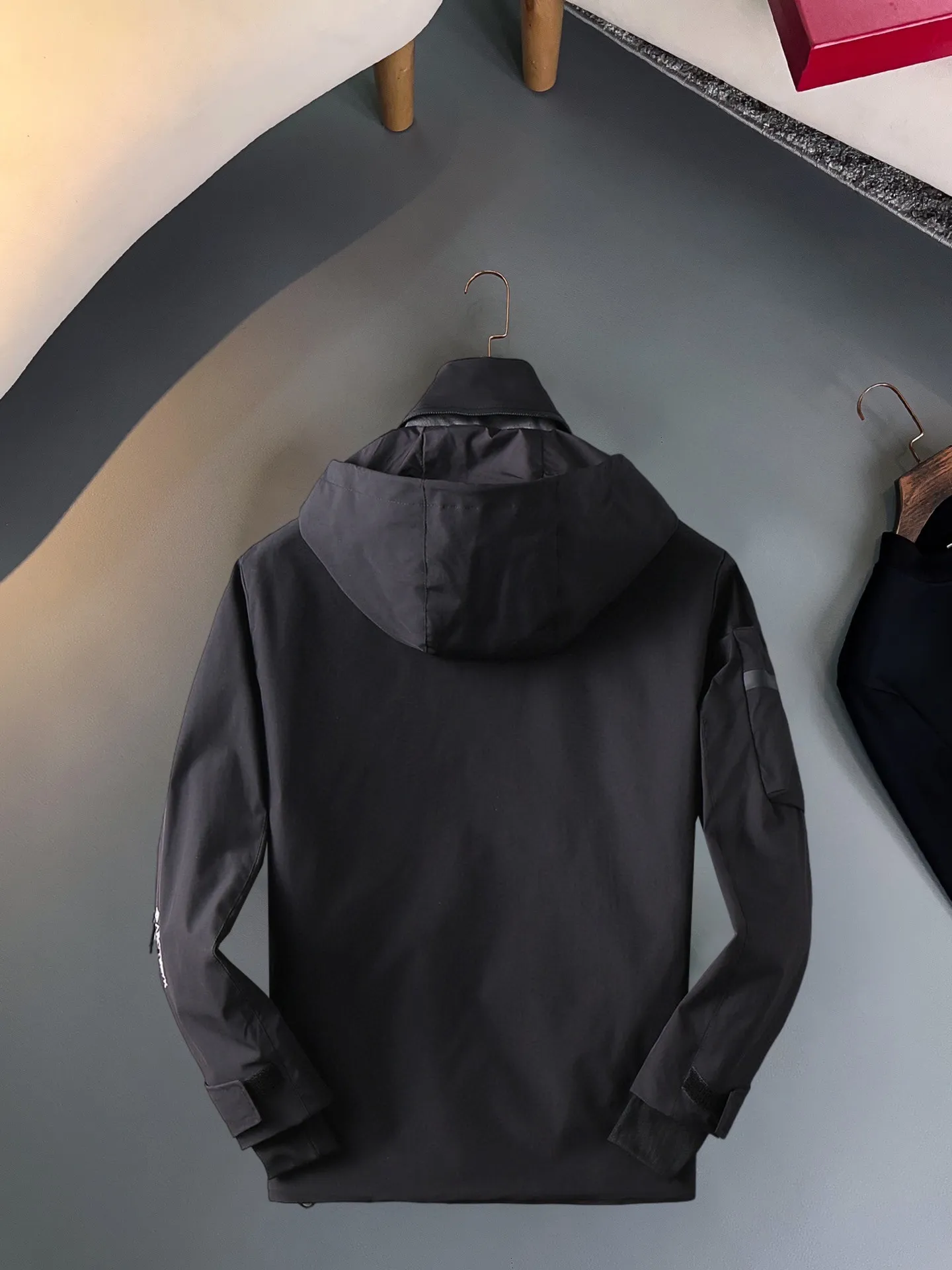 Same Style， ， 2026 New Arrival ， Original Premium Breathable ， ， ， Quality。 ， Sizes：M～3XL，